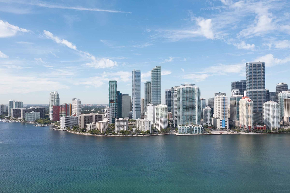 Miami 2026: Por Que Brasileiros Continuam Apostando no Sul da Flórida